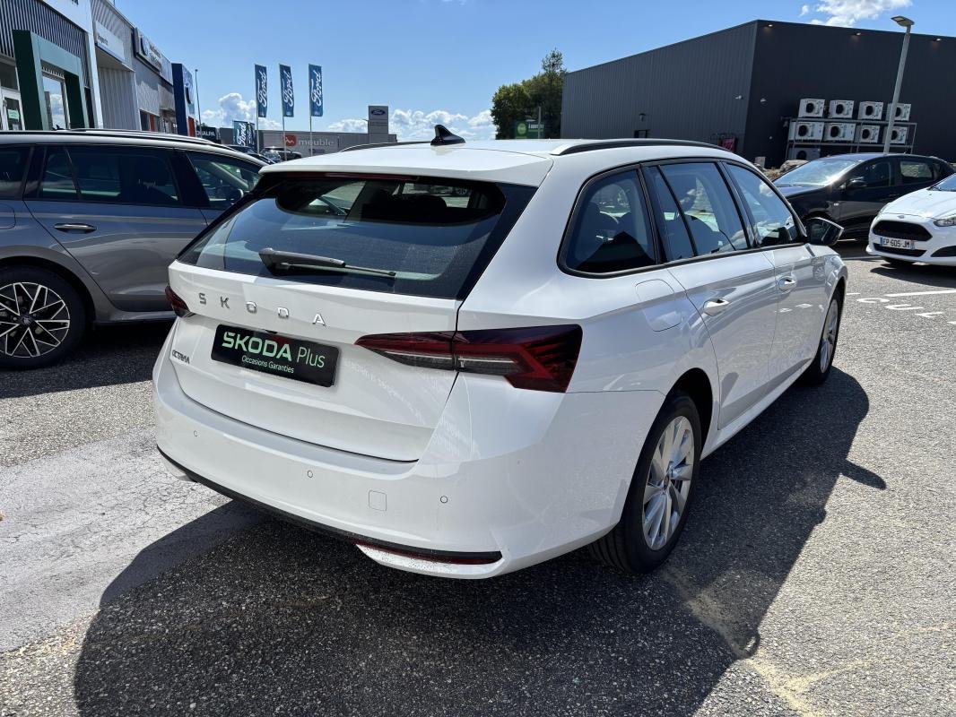 Skoda Octavia - Photo 5