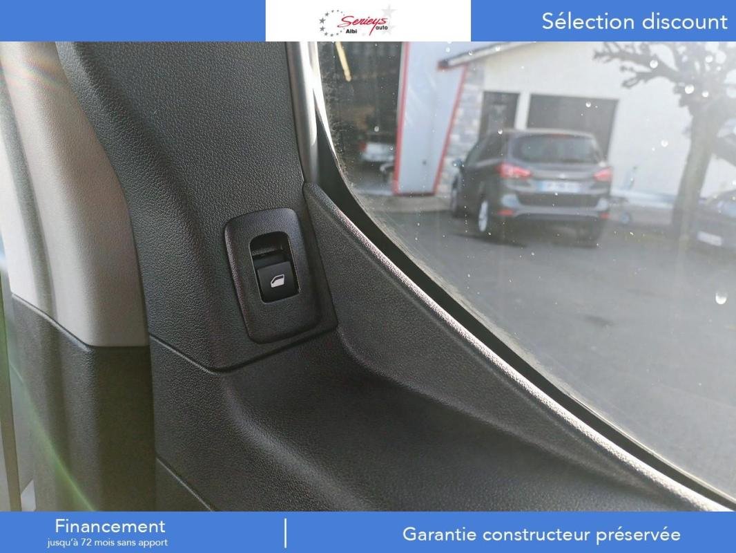 Peugeot Rifter - Photo 31