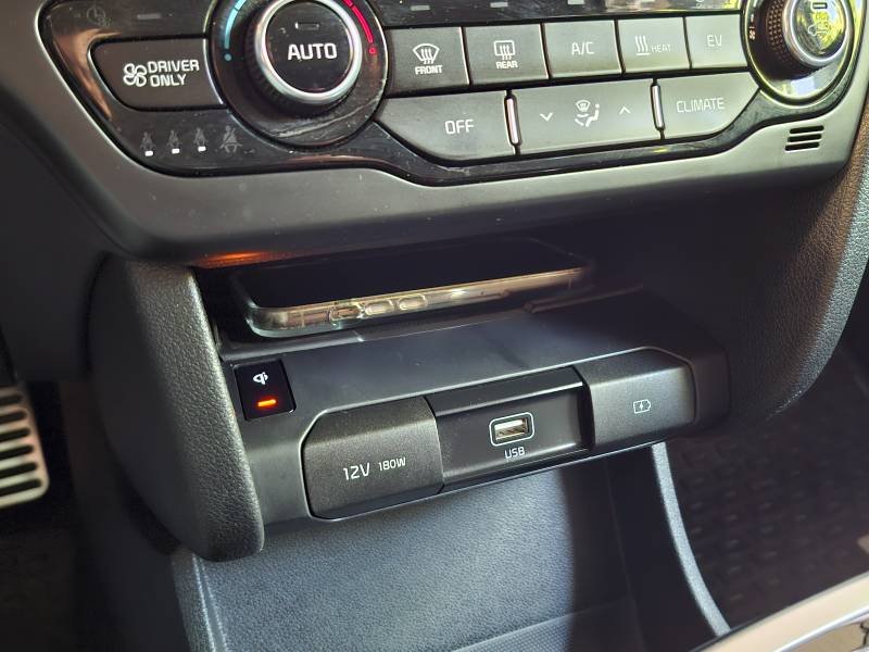 Kia Niro - Photo 38