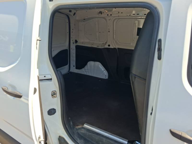 Opel Combo - Photo 13