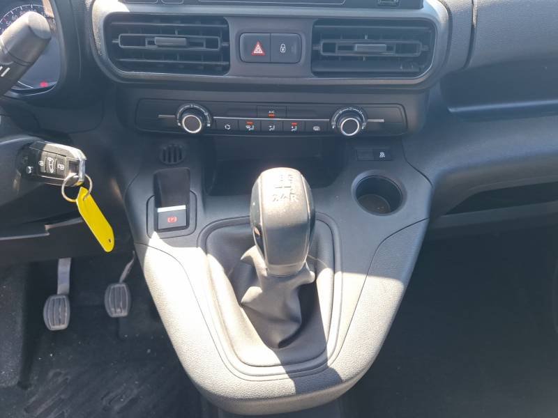 Opel Combo - Photo 25