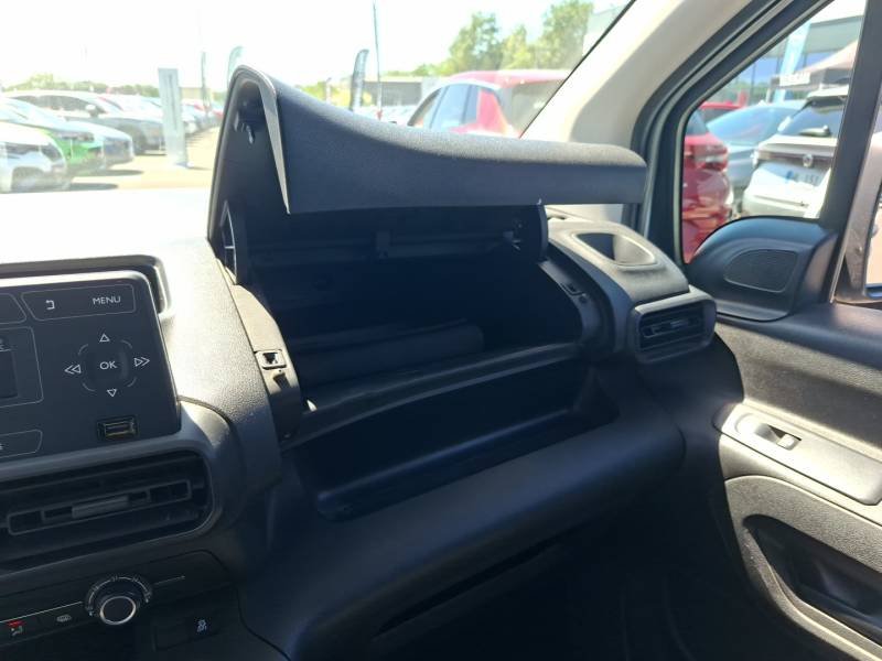Opel Combo - Photo 26