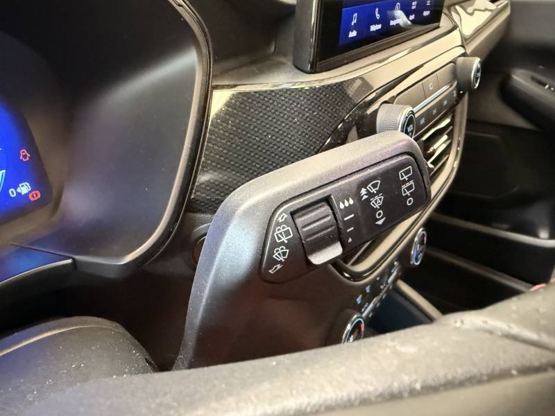Ford Kuga - Photo 14
