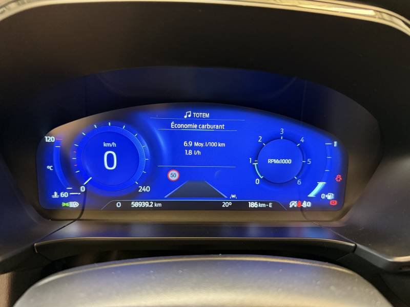 Ford Kuga - Photo 17