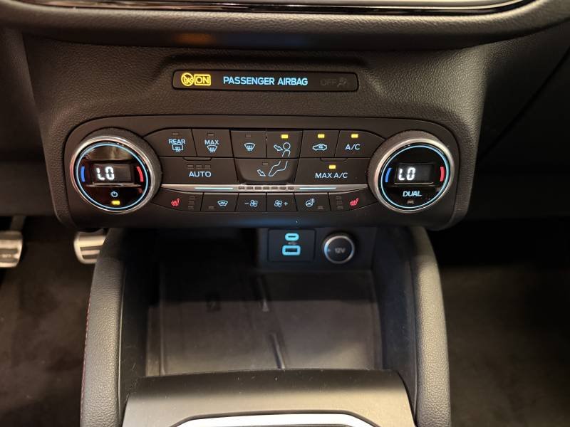 Ford Kuga - Photo 20