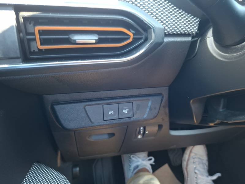Dacia Sandero - Photo 26