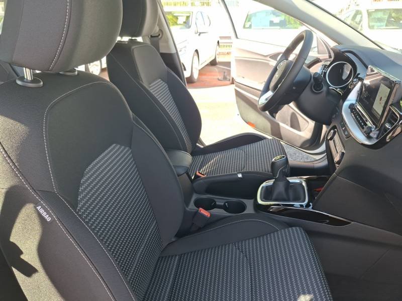 Kia CEED - Photo 24
