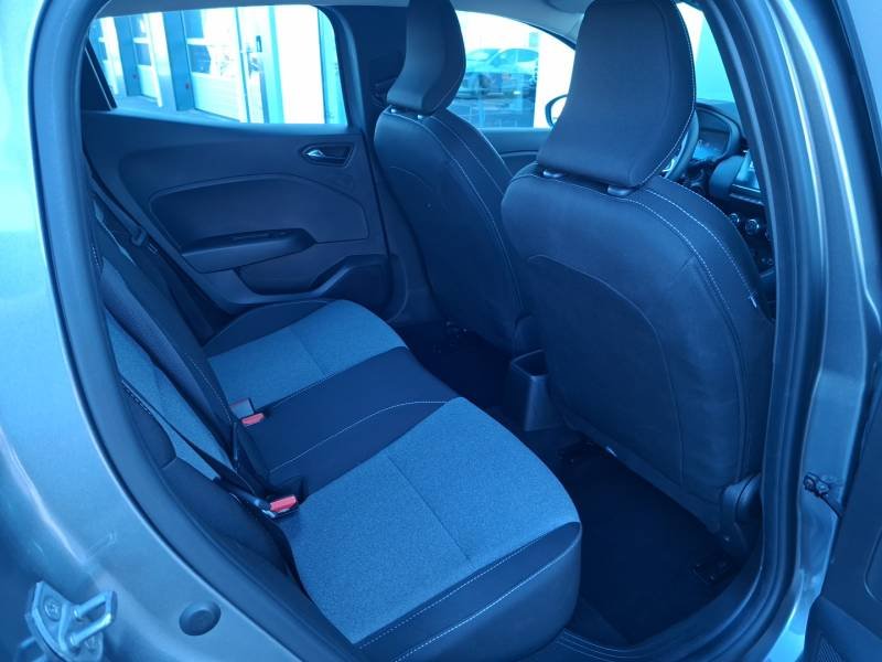 Renault Clio - Photo 25