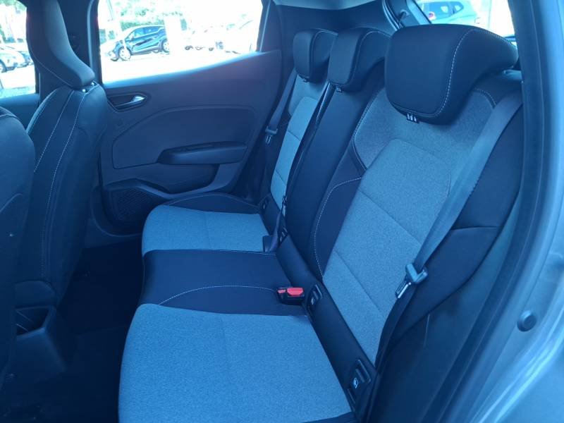 Renault Clio - Photo 28