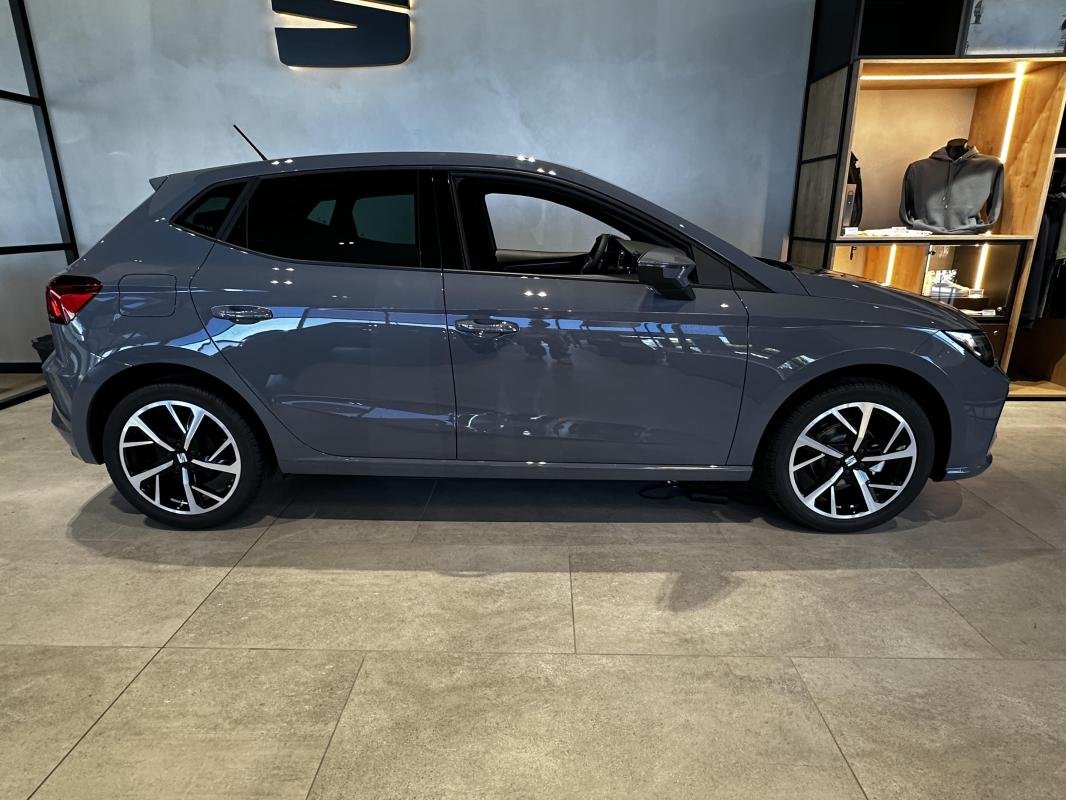 Seat Ibiza - Photo 7