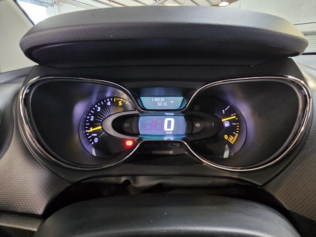 Renault Captur - Photo 17