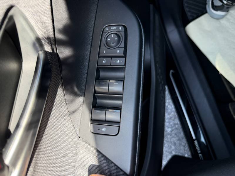 Toyota C-HR - Photo 13