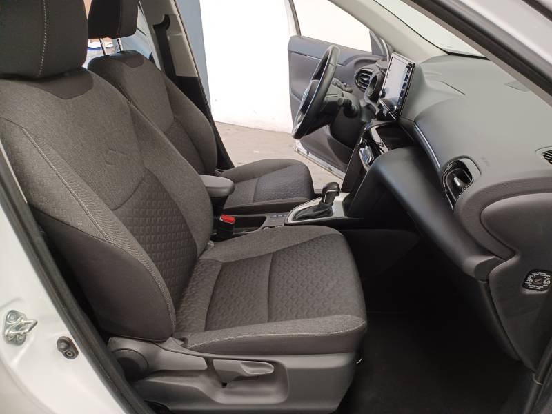 Toyota Yaris - Photo 12
