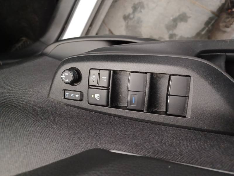 Toyota Yaris - Photo 14