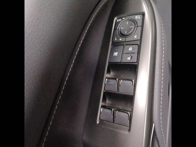 Lexus NX - Photo 16