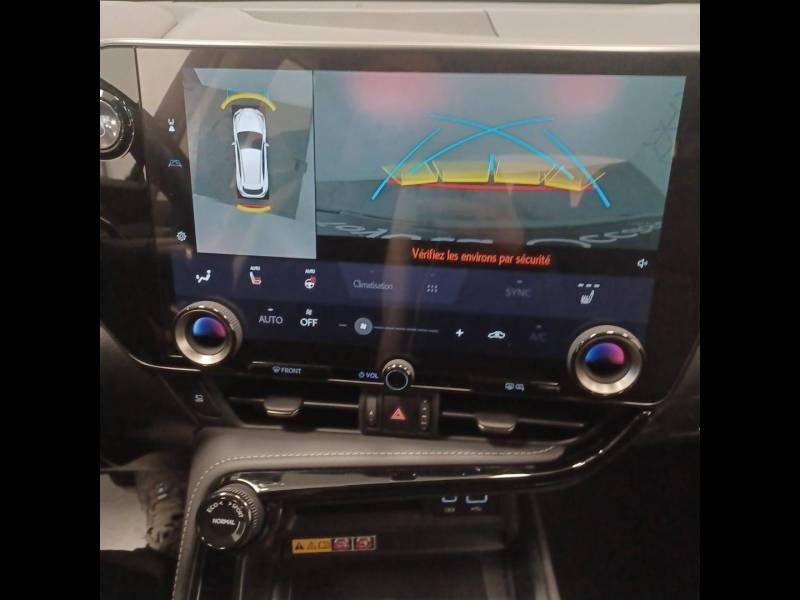 Lexus NX - Photo 21