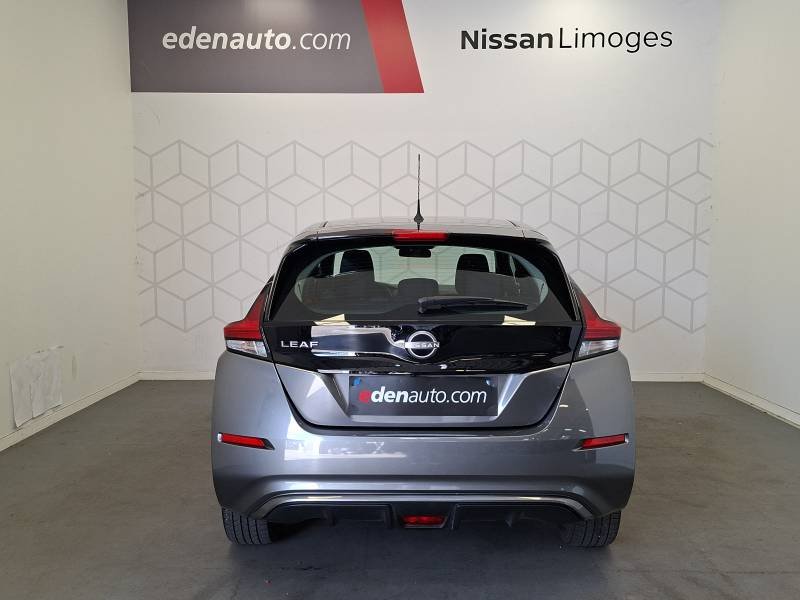 Nissan Leaf - Photo 8
