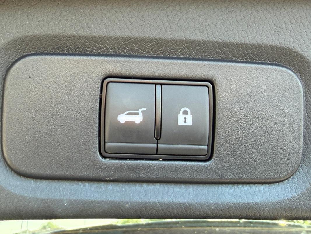 Nissan Qashqai - Photo 24