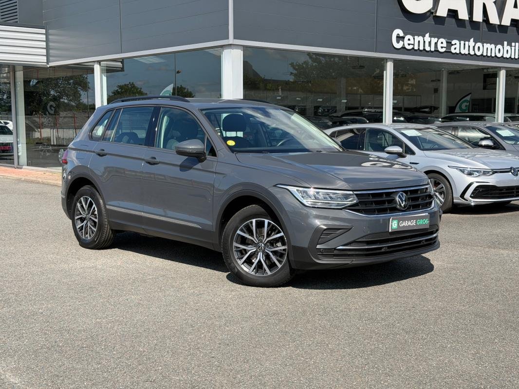 Volkswagen Tiguan - Photo 1