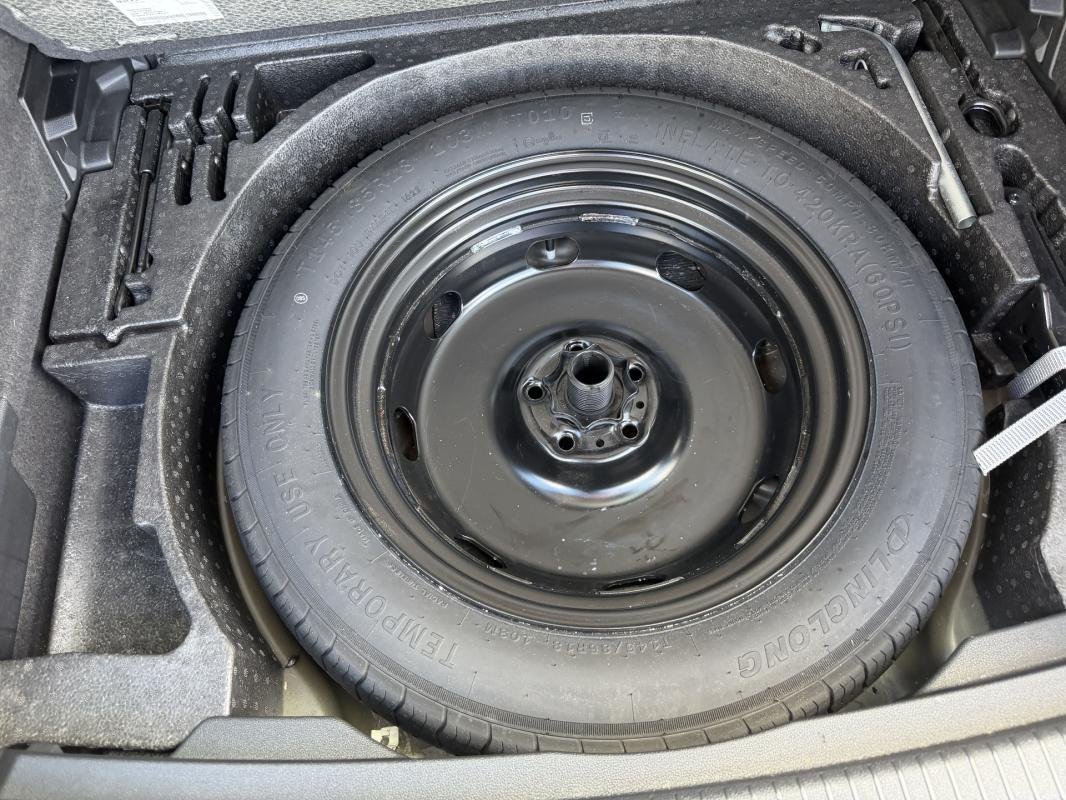 Volkswagen Tiguan - Photo 18