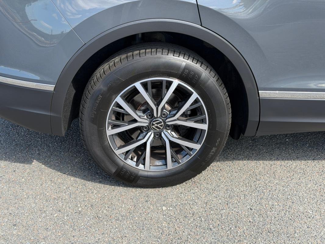 Volkswagen Tiguan - Photo 19