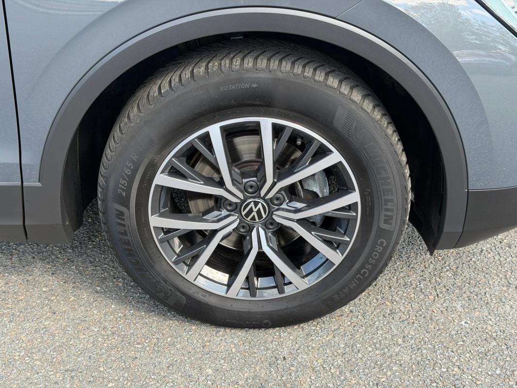 Volkswagen Tiguan - Photo 21
