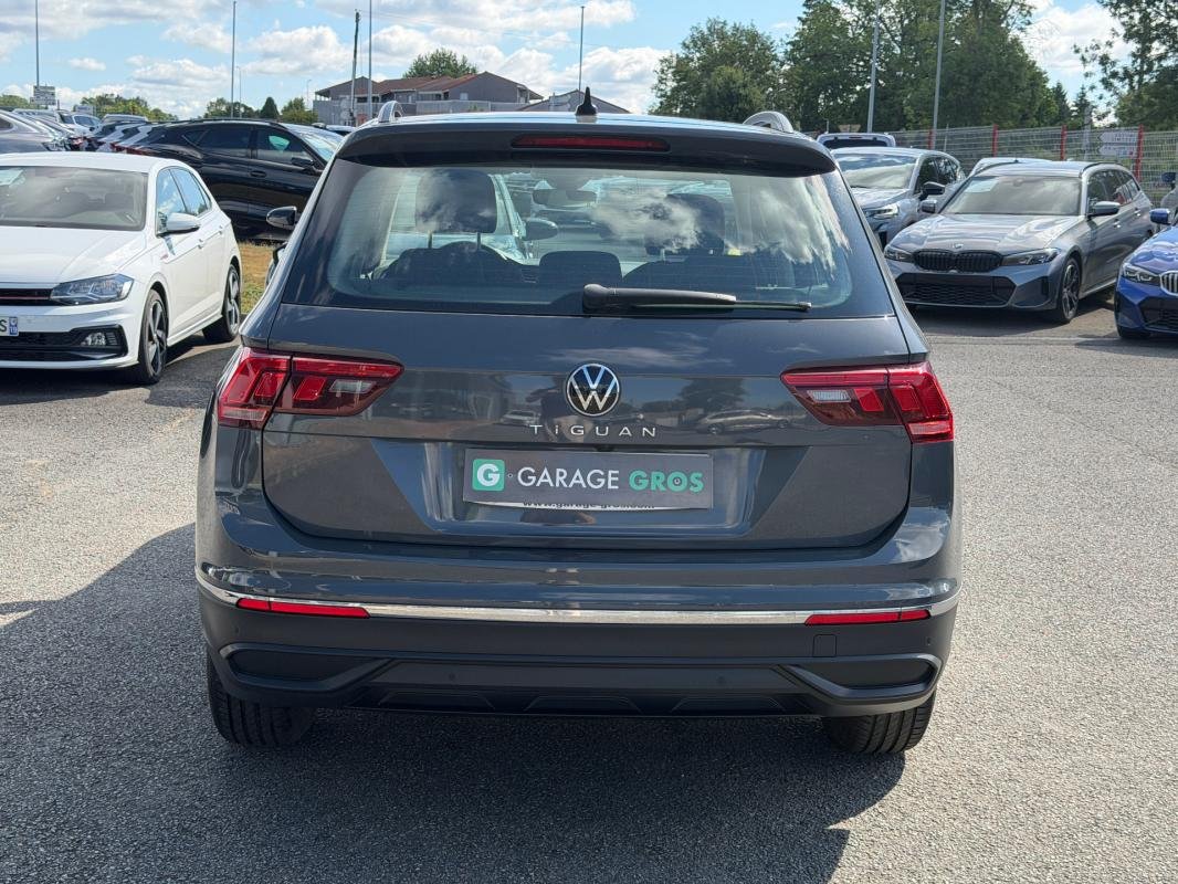 Volkswagen Tiguan - Photo 5