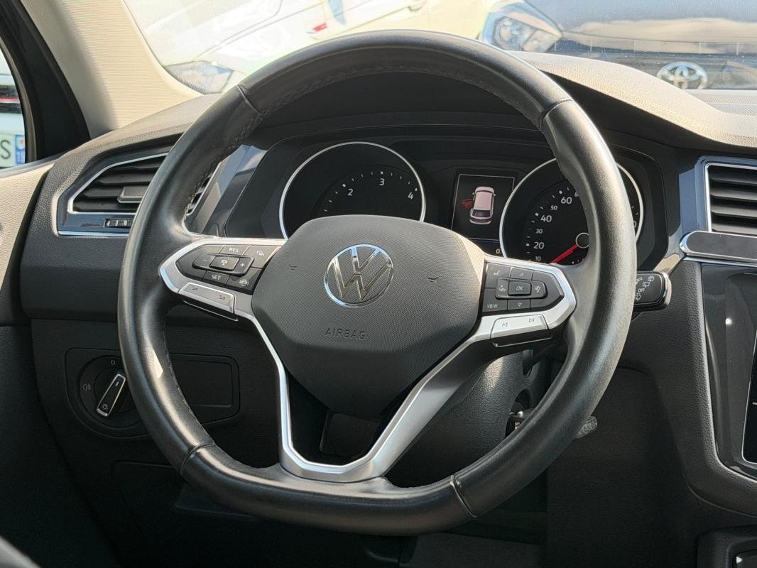 Volkswagen Tiguan - Photo 8
