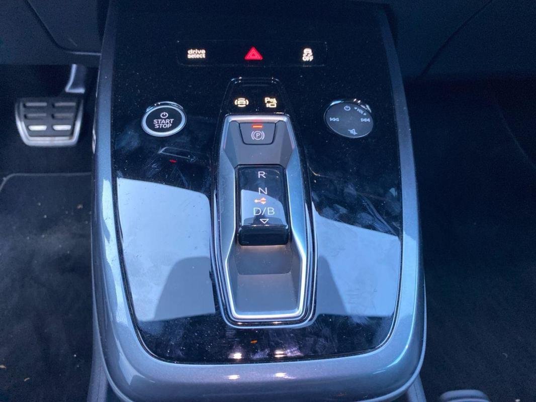 Audi Q4 e-tron - Photo 11