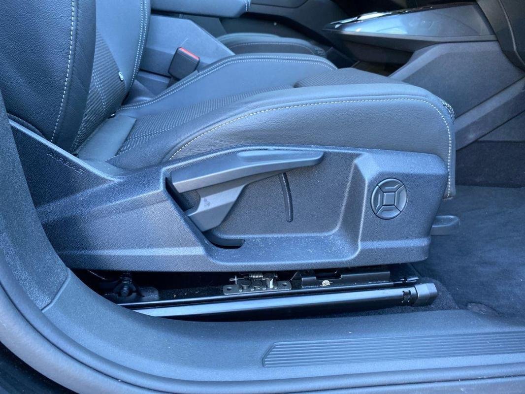 Audi Q4 e-tron - Photo 14