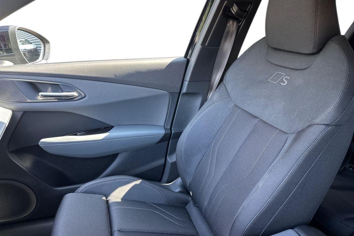 Audi Q3 - Photo 23