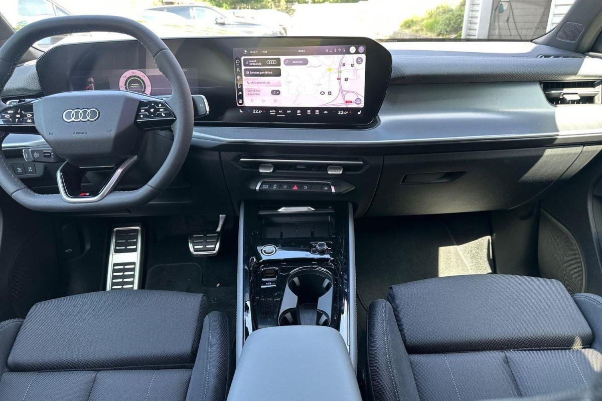 Audi Q3 - Photo 4