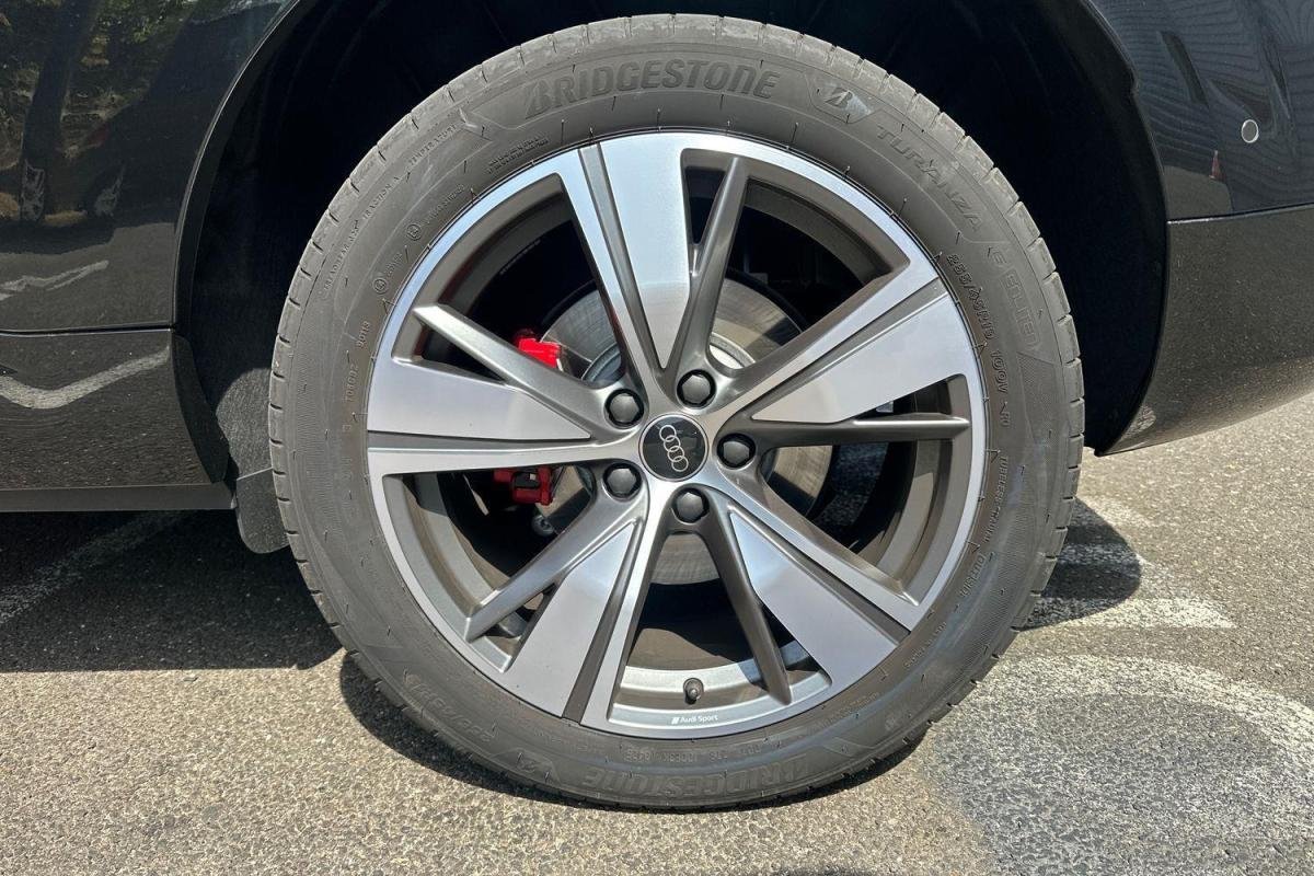 Audi Q3 - Photo 9