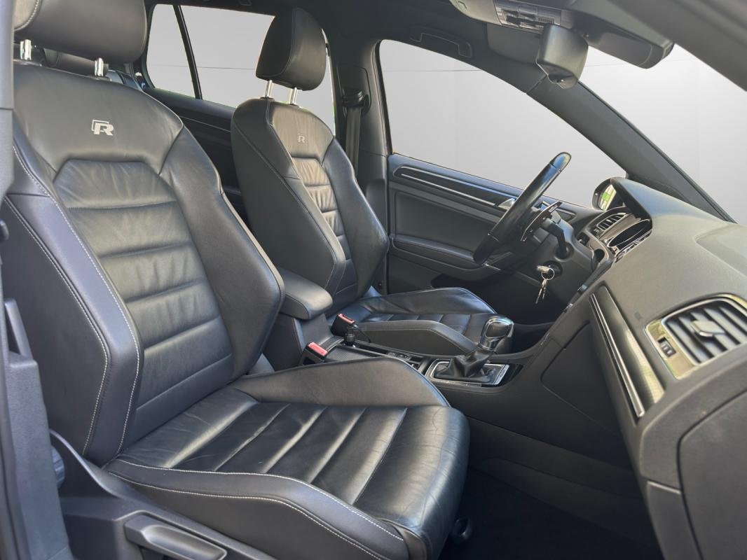 Volkswagen Golf - Photo 18