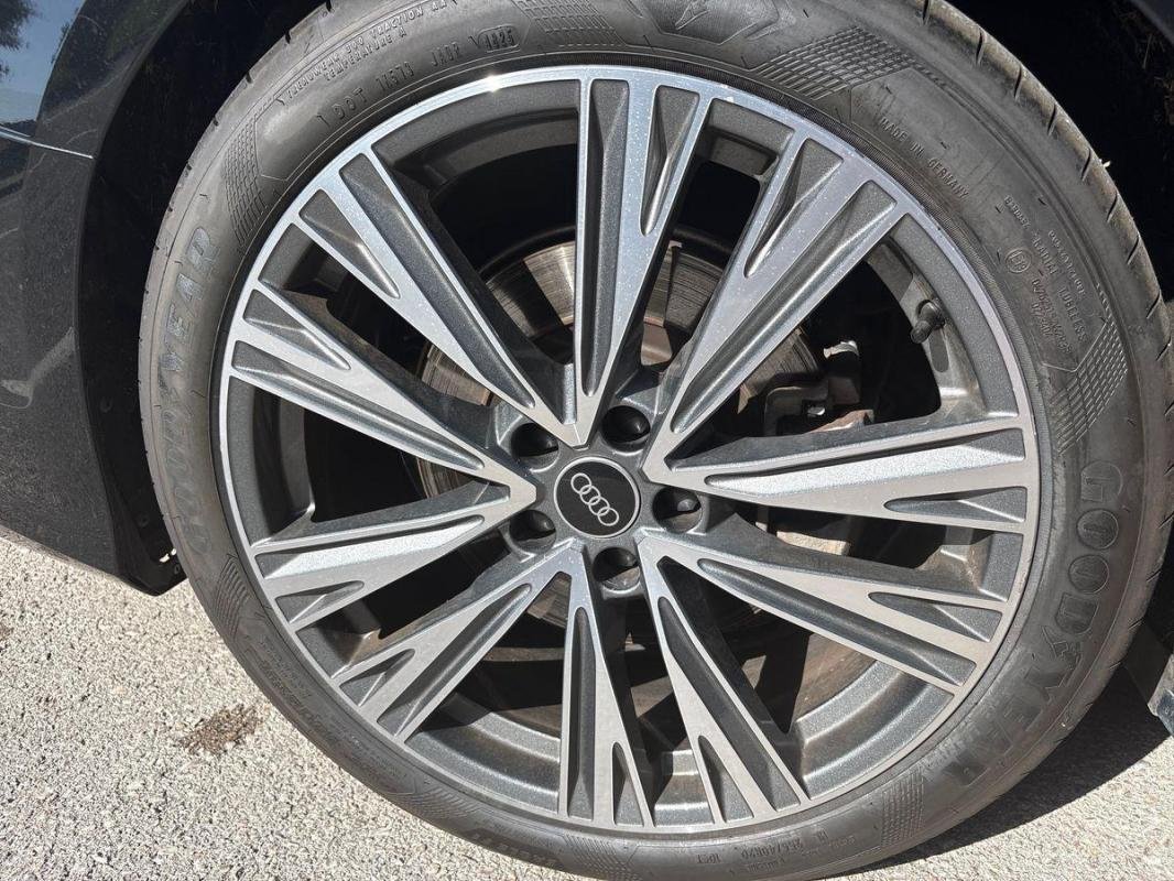 Audi A6 Avant - Photo 28