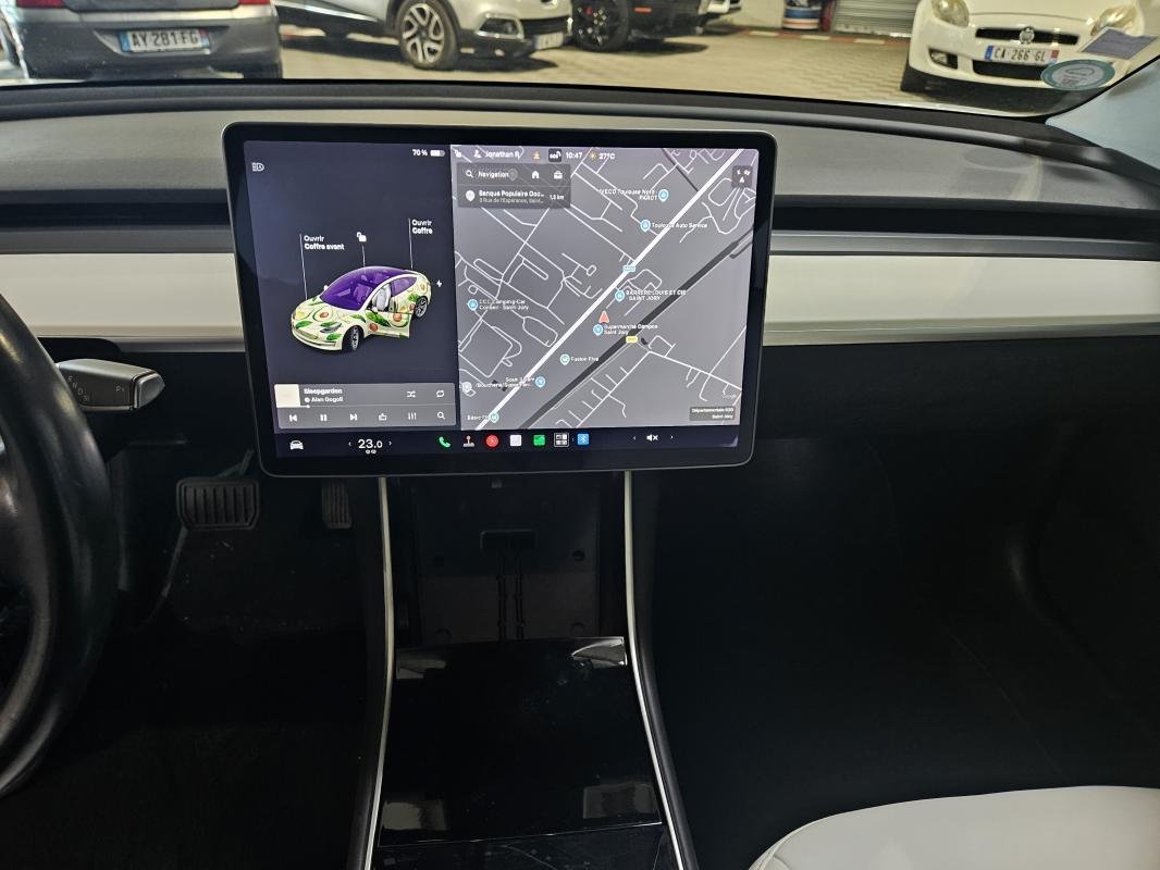 Tesla Model 3 - Photo 16