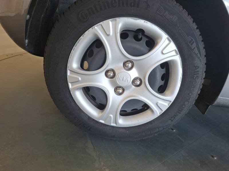 Kia Picanto - Photo 10