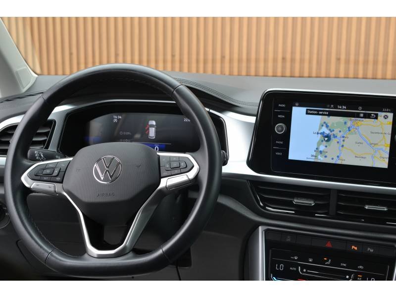 Volkswagen T-Roc - Photo 15