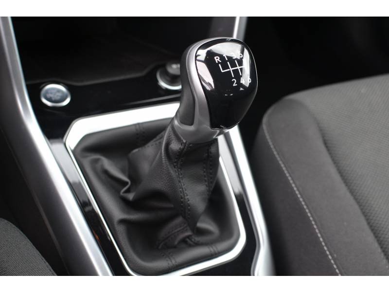 Volkswagen T-Roc - Photo 19
