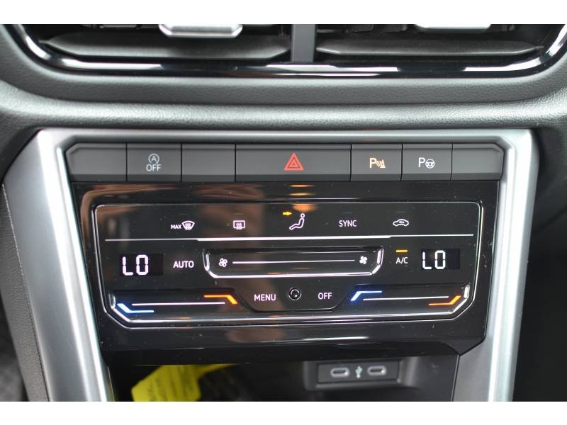 Volkswagen T-Roc - Photo 46