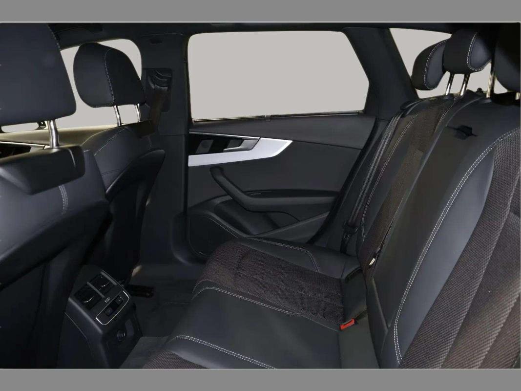 Audi A4 Avant - Photo 12