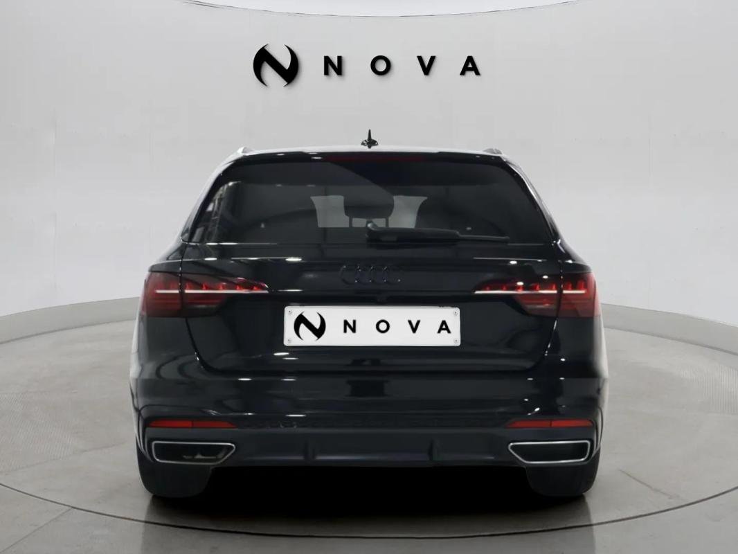 Audi A4 Avant - Photo 2