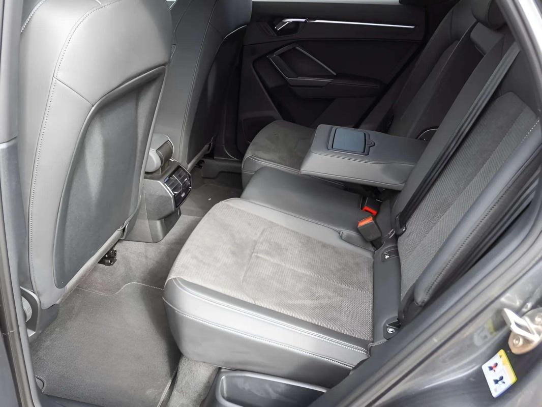 Audi Q3 - Photo 9