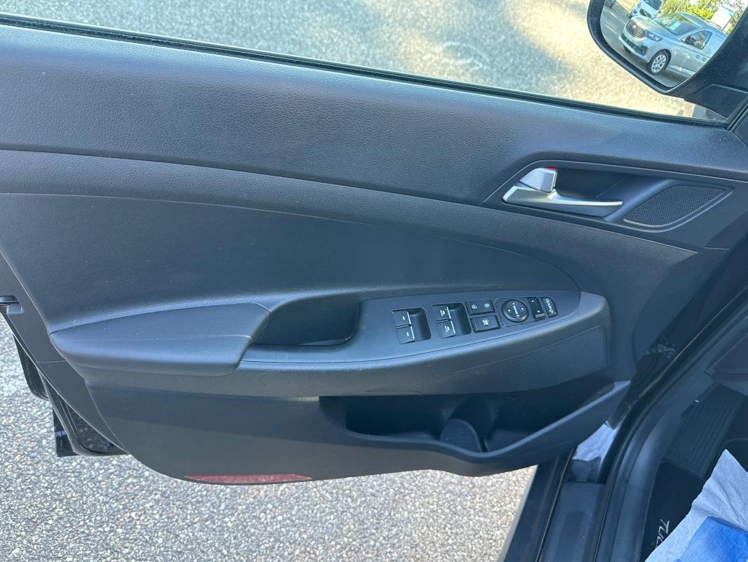 Hyundai Tucson - Photo 17