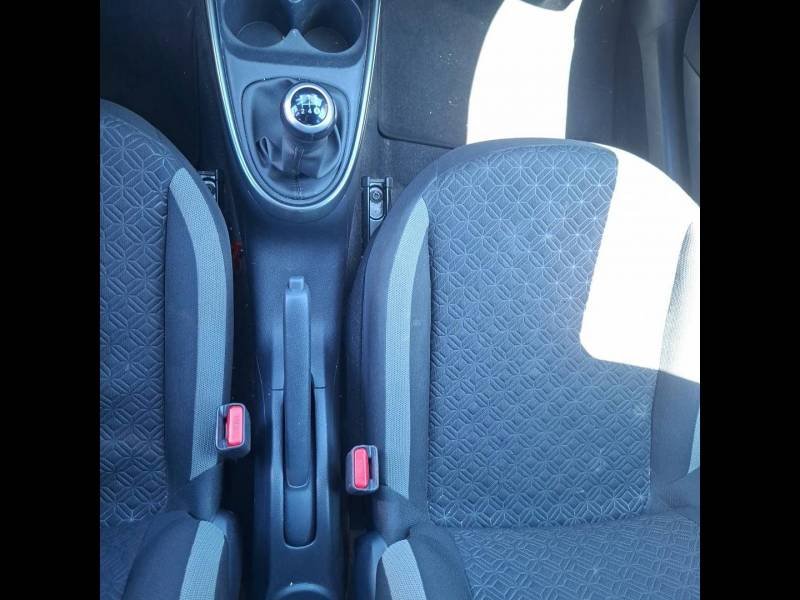 Toyota aygo x - Photo 21