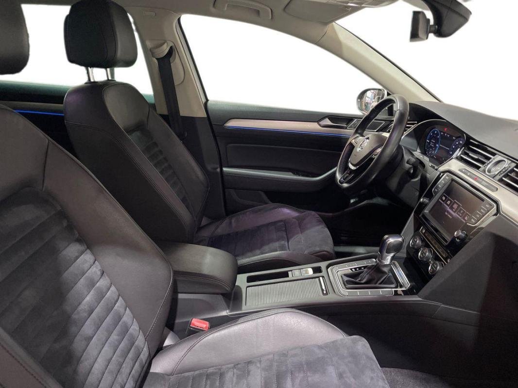 Volkswagen Passat SW - Photo 13