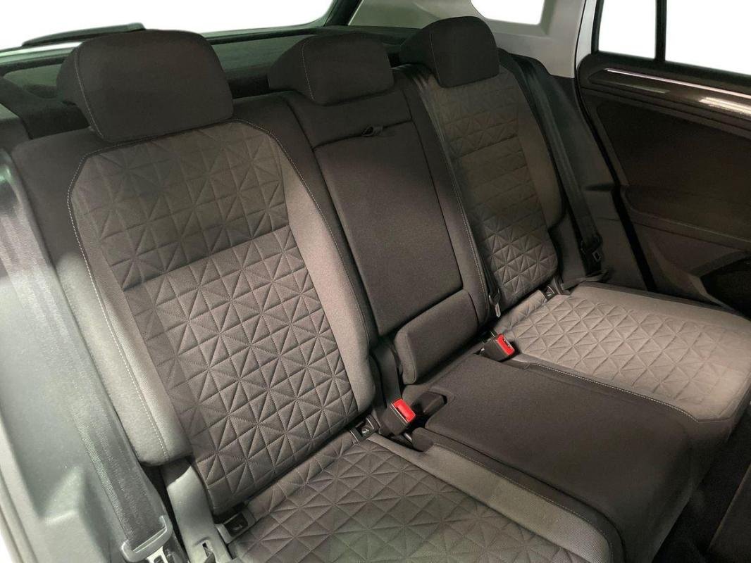 Volkswagen Tiguan - Photo 23