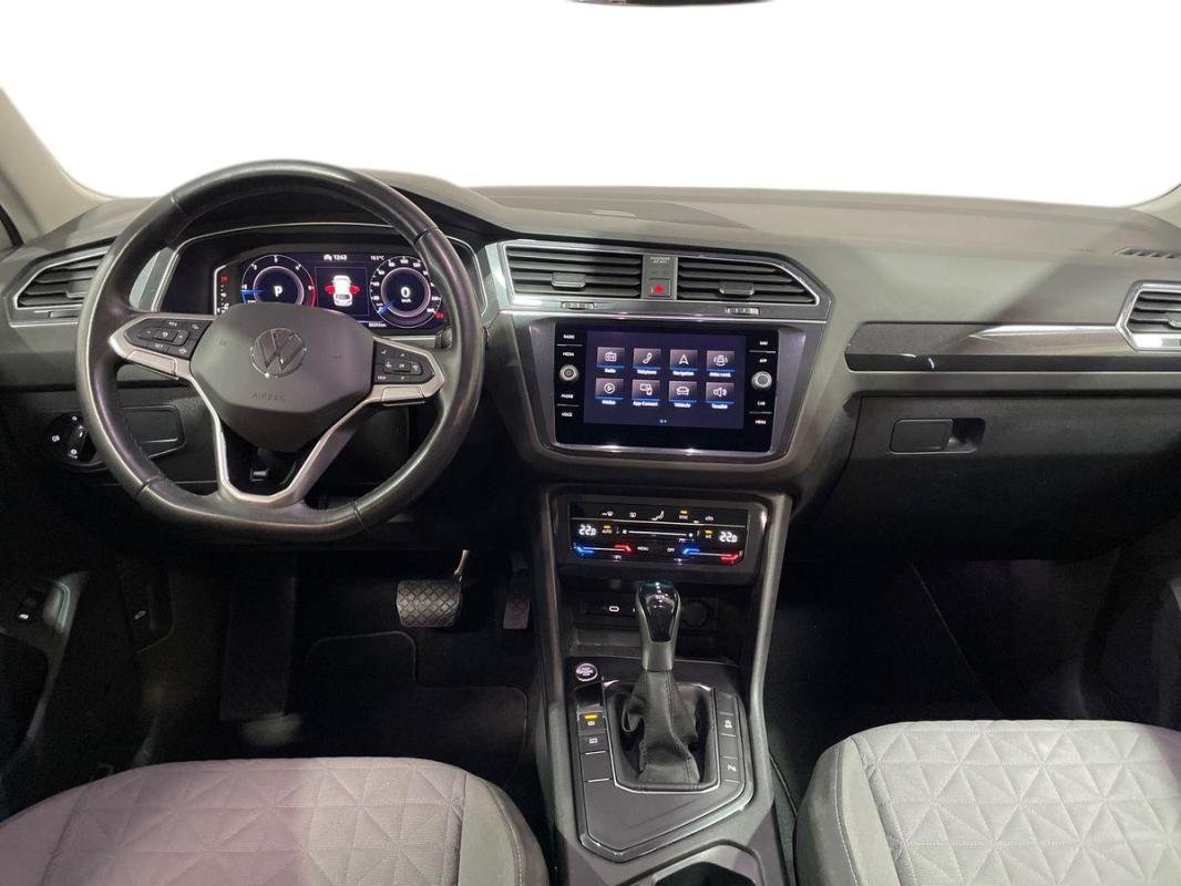 Volkswagen Tiguan - Photo 8