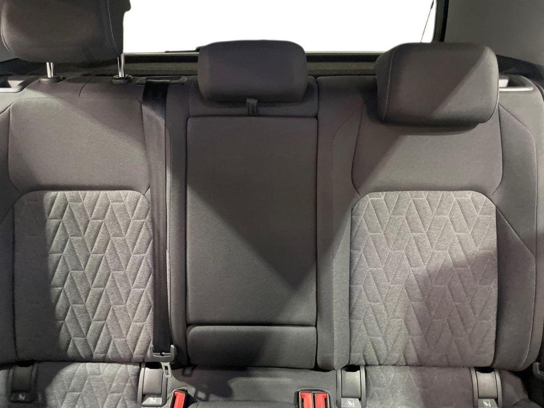 Volkswagen Golf - Photo 22