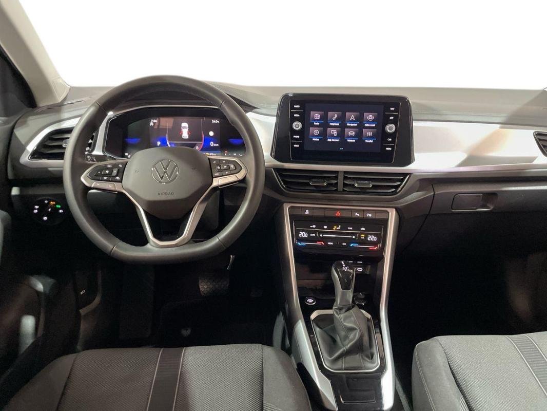Volkswagen T-Roc - Photo 24